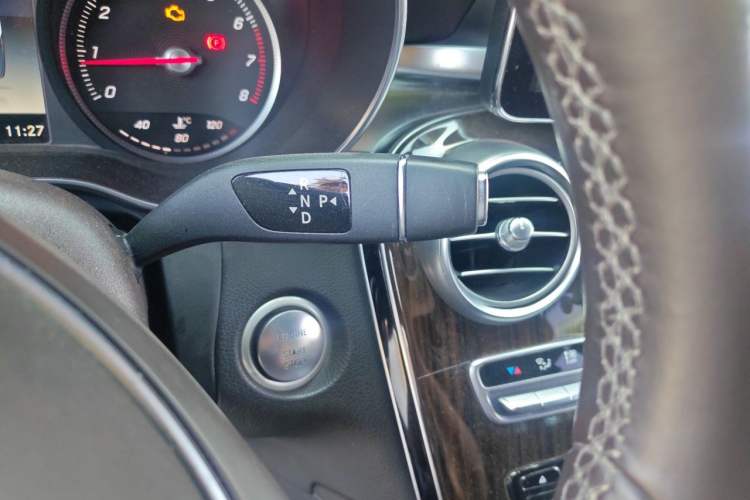 Used Mercedes-Benz GLC 2017 GLC 260 4MATIC Luxury Model Gear Lever