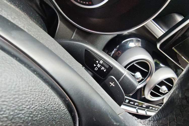 Used Mercedes-Benz GLC 2017 GLC 200 4MATIC Gear Lever