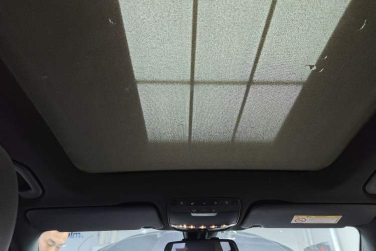 Used Mercedes-Benz GLC 2017 GLC 200 4MATIC Headliner
