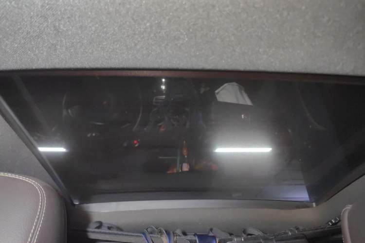 Used Mercedes-Benz GLC 2017 GLC 260 4MATIC Dynamic Edition Headliner