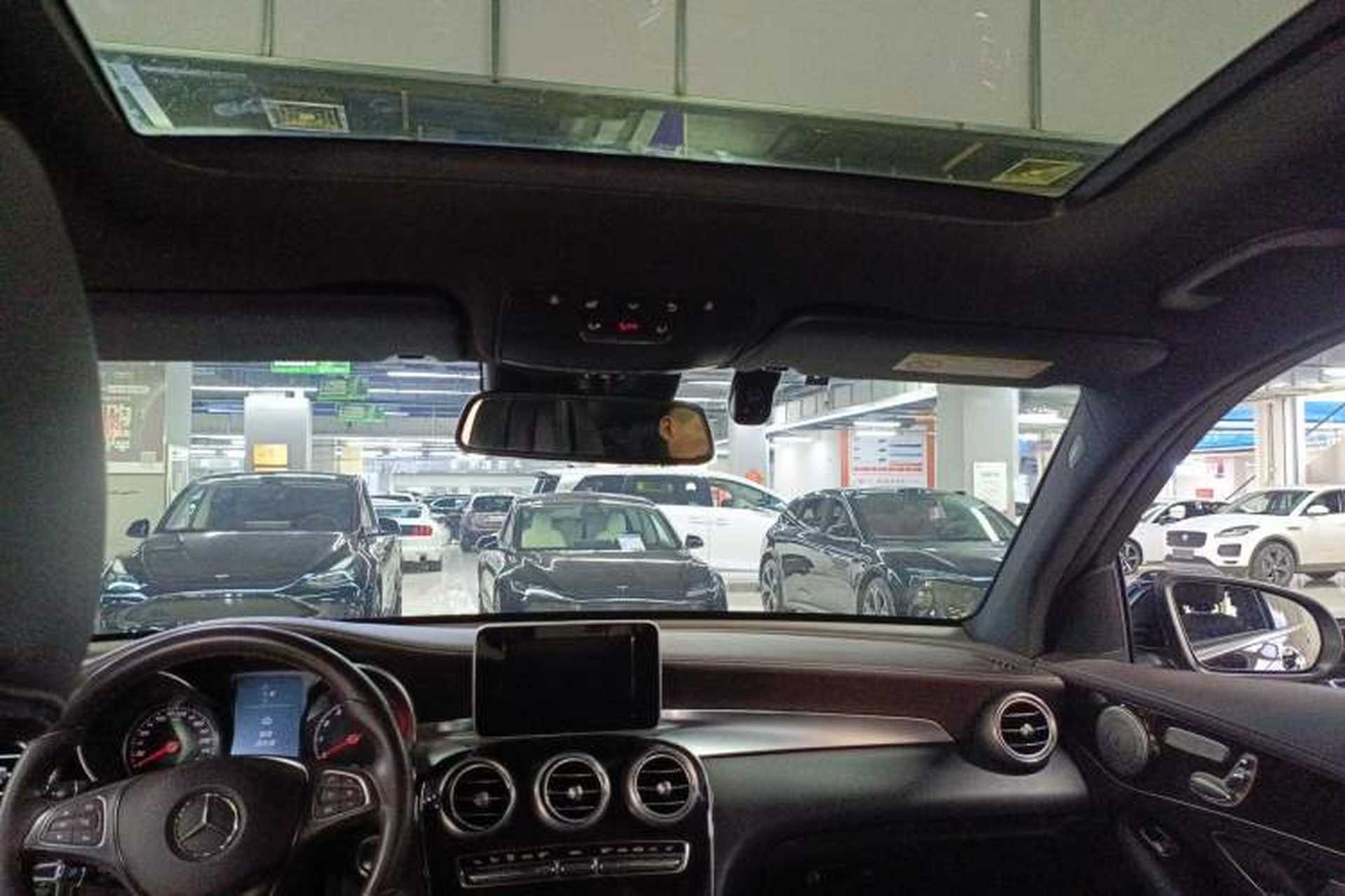Used Mercedes-Benz GLC 2017 GLC 260 4MATIC Luxury Model Headliner