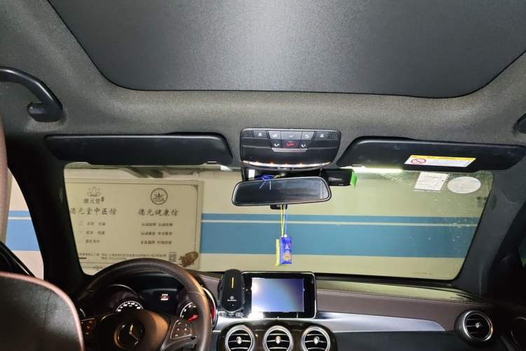 Used Mercedes-Benz GLC 2017 GLC 260 4MATIC Luxury Model Headliner