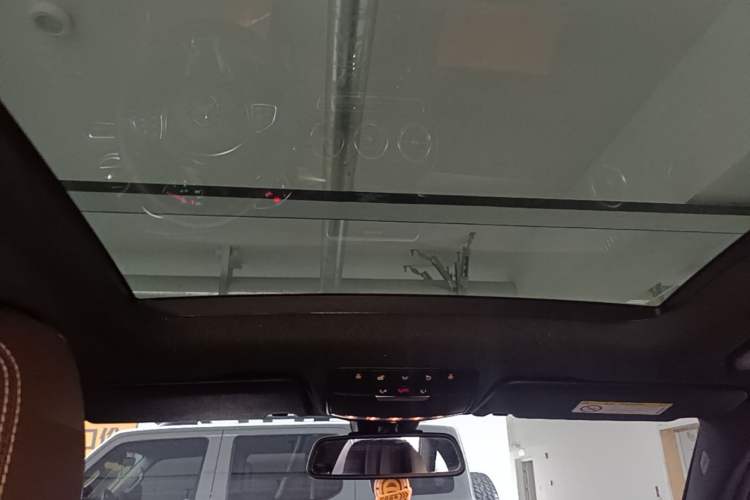 Used Mercedes-Benz GLC 2017 GLC 260 4MATIC Dynamic Edition Headliner