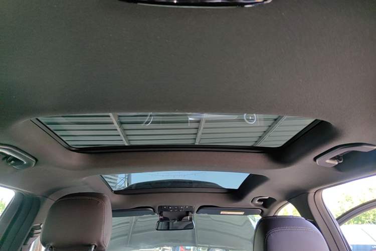 Used Mercedes-Benz GLC 2017 GLC 300 4MATIC Sport Edition Headliner