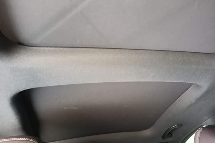 Used Mercedes-Benz GLC 2017 GLC 300 4MATIC Luxury Model Headliner