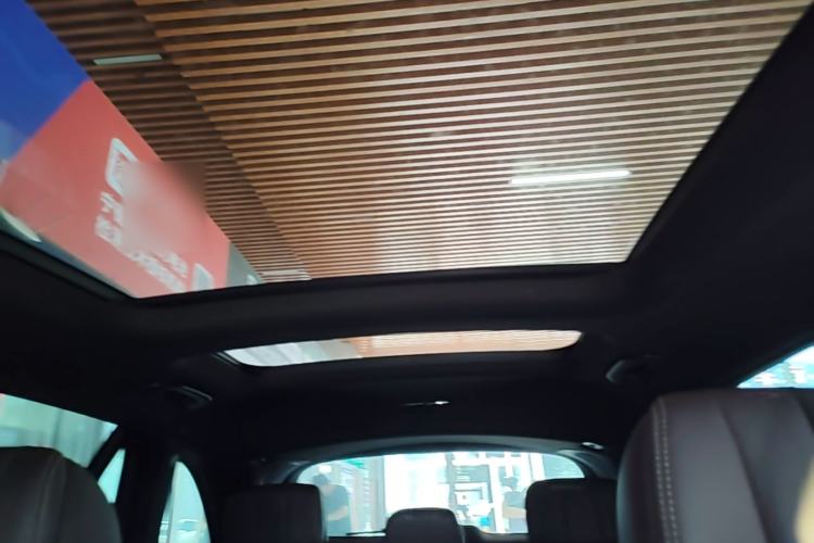 Used Mercedes-Benz GLC 2017 GLC 260 4MATIC Luxury Model Headliner