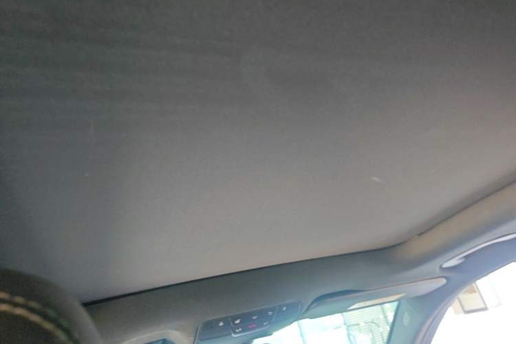 Used Mercedes-Benz GLC 2017 GLC 260 4MATIC Luxury Model Headliner
