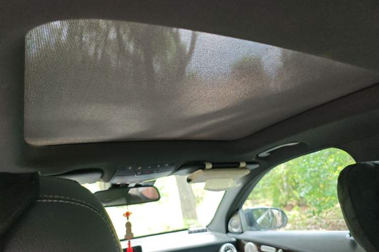 Used Mercedes-Benz GLC 2017 GLC 260 4MATIC Dynamic Edition Headliner