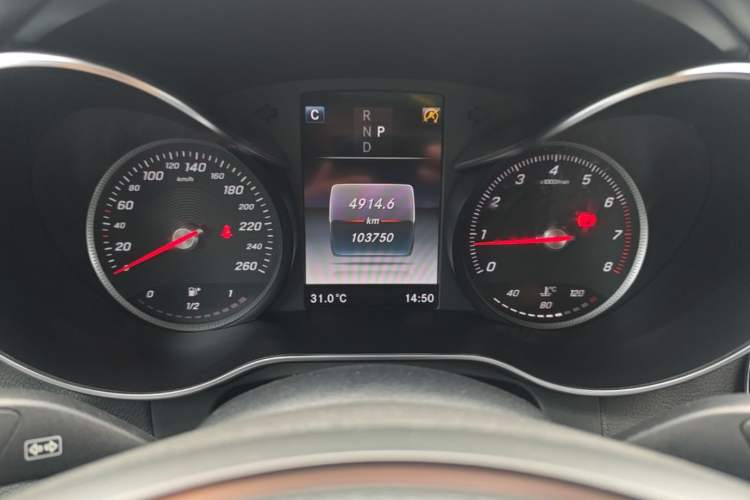 Used Mercedes-Benz GLC 2017 GLC 260 4MATIC Dynamic Edition Instrument Cluster