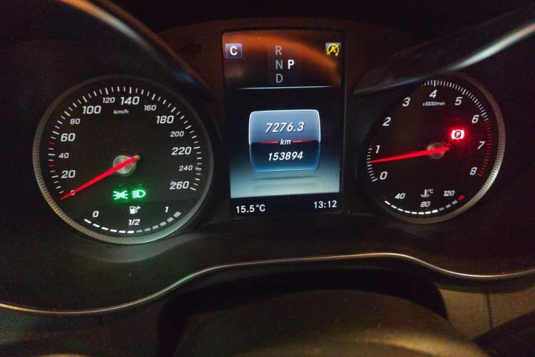 Used Mercedes-Benz GLC 2017 GLC 260 4MATIC Luxury Model Instrument Cluster