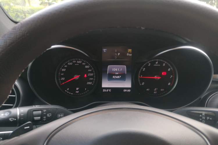 Used Mercedes-Benz GLC 2017 GLC 300 4MATIC Sport Edition Instrument Cluster
