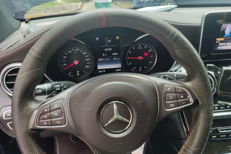 Used Mercedes-Benz GLC 2017 GLC 260 4MATIC Luxury Model Instrument Cluster