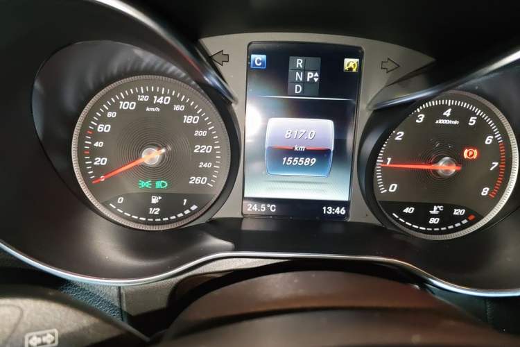 Used Mercedes-Benz GLC 2017 GLC 260 4MATIC Luxury Model Instrument Cluster