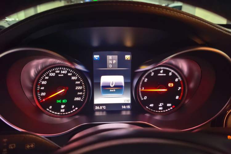Used Mercedes-Benz GLC 2017 GLC 300 4MATIC Sport Edition Instrument Cluster