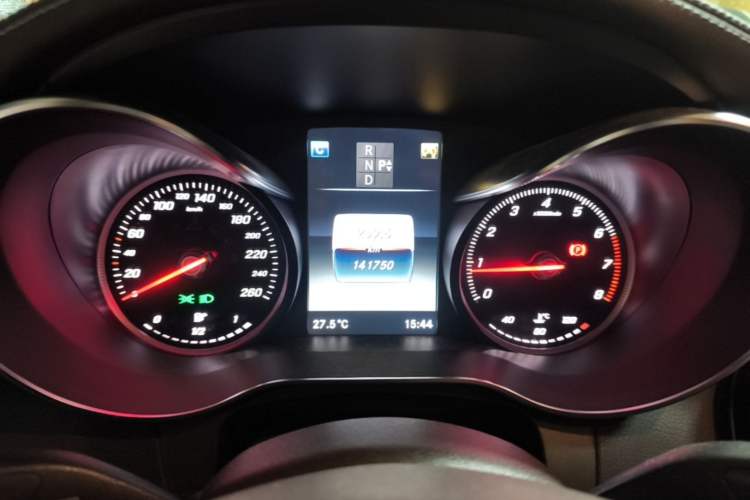 Used Mercedes-Benz GLC 2017 GLC 260 4MATIC Dynamic Edition Instrument Cluster