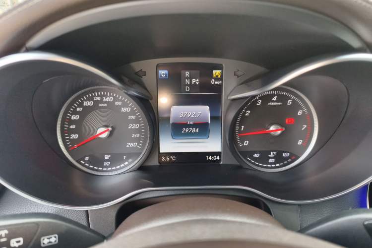 Used Mercedes-Benz GLC 2017 GLC 260 4MATIC Dynamic Edition Instrument Cluster