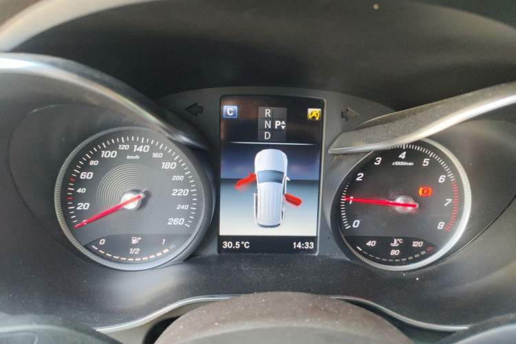 Used Mercedes-Benz GLC 2017 GLC 260 4MATIC Dynamic Edition Instrument Cluster