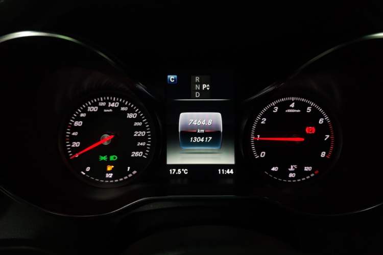 Used Mercedes-Benz GLC 2017 GLC 300 4MATIC Sport Edition Instrument Cluster
