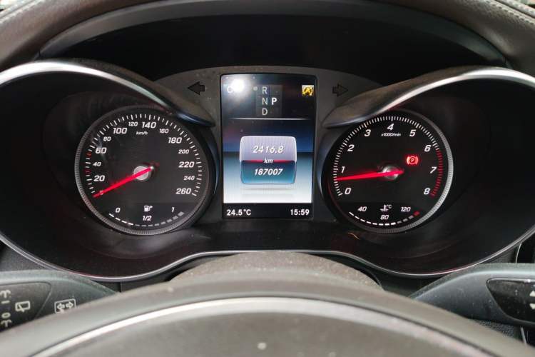 Used Mercedes-Benz GLC 2017 GLC 260 4MATIC Dynamic Edition Instrument Cluster