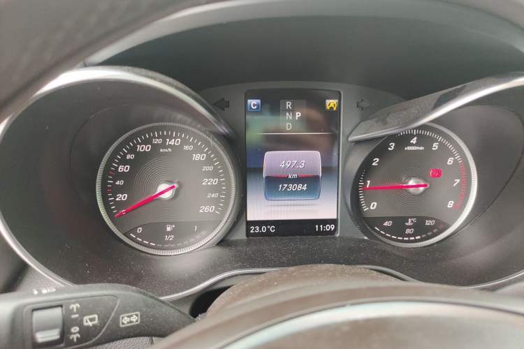 Used Mercedes-Benz GLC 2017 GLC 300 4MATIC Sport Edition Instrument Cluster