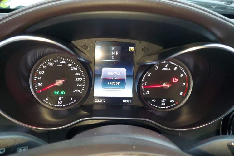 Used Mercedes-Benz GLC 2017 GLC 260 4MATIC Dynamic Edition Instrument Cluster