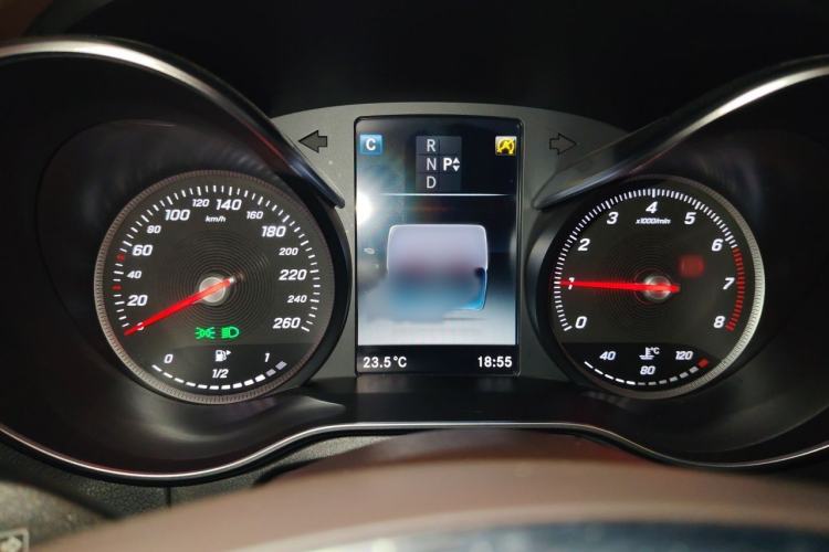 Used Mercedes-Benz GLC 2017 GLC 300 4MATIC Sport Edition Instrument Cluster