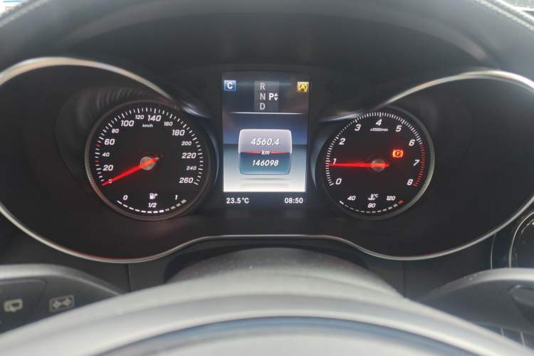 Used Mercedes-Benz GLC 2017 GLC 260 4MATIC Dynamic Edition Instrument Cluster