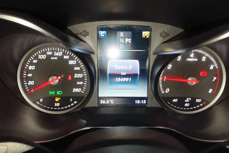 Used Mercedes-Benz GLC 2017 GLC 260 4MATIC Dynamic Edition Instrument Cluster
