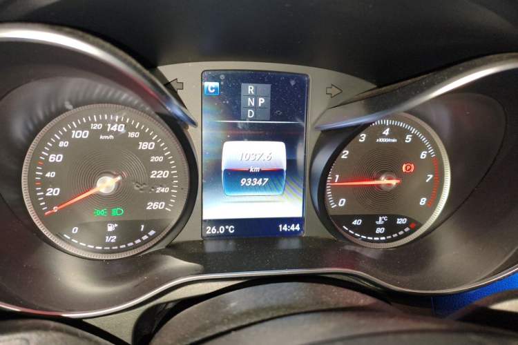 Used Mercedes-Benz GLC 2017 GLC 260 4MATIC Dynamic Edition Instrument Cluster
