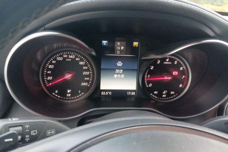 Used Mercedes-Benz GLC 2017 GLC 300 4MATIC Sport Edition Instrument Cluster