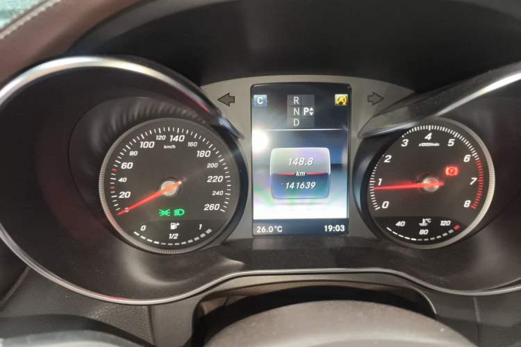 Used Mercedes-Benz GLC 2017 GLC 260 4MATIC Dynamic Edition Instrument Cluster