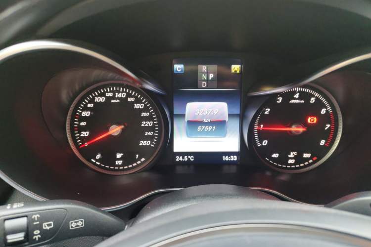 Used Mercedes-Benz GLC 2017 GLC 260 4MATIC Dynamic Edition Instrument Cluster