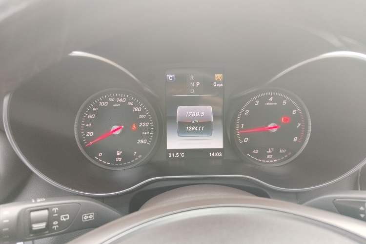 Used Mercedes-Benz GLC 2017 GLC 300 4MATIC Sport Edition Instrument Cluster