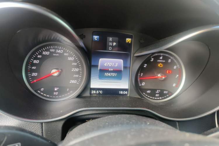 Used Mercedes-Benz GLC 2017 GLC 260 4MATIC Dynamic Edition Instrument Cluster