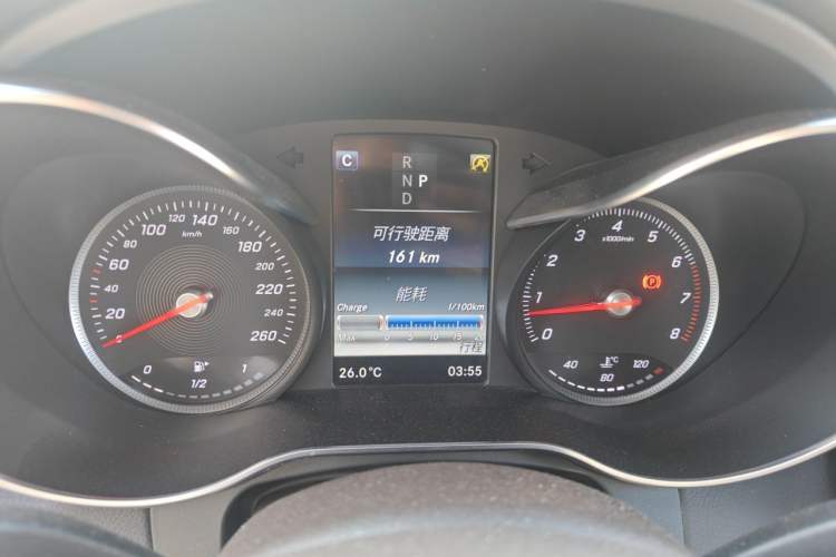 Used Mercedes-Benz GLC 2017 GLC 260 4MATIC Luxury Model Instrument Cluster