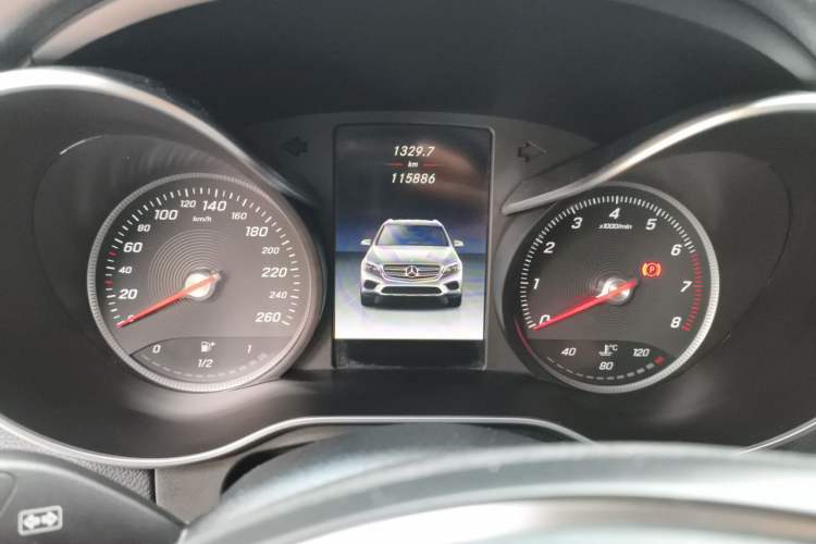 Used Mercedes-Benz GLC 2017 GLC 300 4MATIC Sport Edition Instrument Cluster