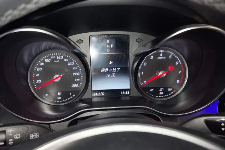 Used Mercedes-Benz GLC 2017 GLC 260 4MATIC Luxury Model Instrument Cluster