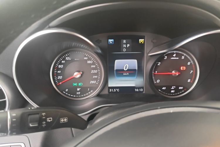 Used Mercedes-Benz GLC 2017 GLC 260 4MATIC Luxury Model Instrument Cluster