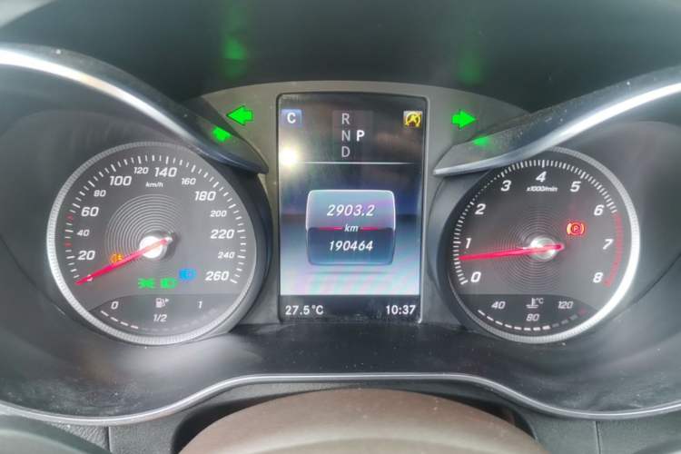 Used Mercedes-Benz GLC 2017 GLC 260 4MATIC Dynamic Edition Instrument Cluster