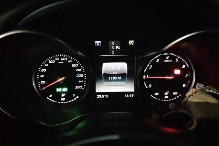 Used Mercedes-Benz GLC 2017 GLC 300 4MATIC Sport Edition Instrument Cluster