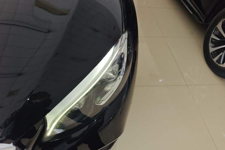 Used Mercedes-Benz GLC 2017 GLC 300 4MATIC Sport Edition Left Front Headlight