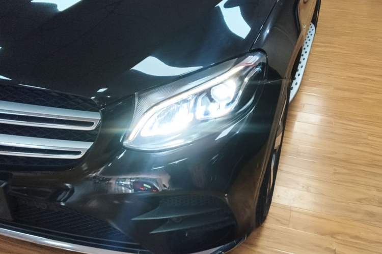 Used Mercedes-Benz GLC 2017 GLC 260 4MATIC Luxury Model Left Front Headlight