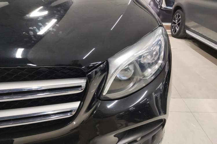 Used Mercedes-Benz GLC 2017 GLC 300 4MATIC Sport Edition Left Front Headlight