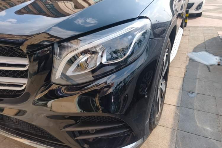 Used Mercedes-Benz GLC 2017 GLC 260 4MATIC Luxury Model Left Front Headlight