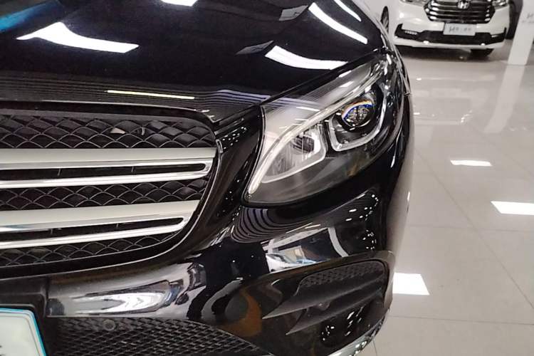 Used Mercedes-Benz GLC 2017 GLC 260 4MATIC Dynamic Edition Left Front Headlight