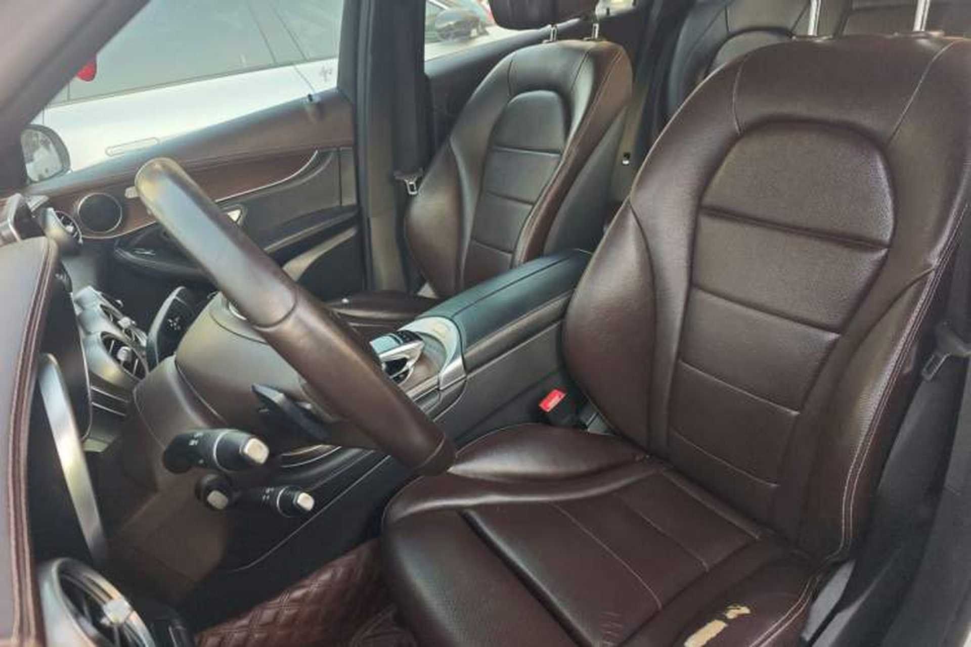 Used Mercedes-Benz GLC 2017 GLC 300 4MATIC Sport Edition Left Front Seat
