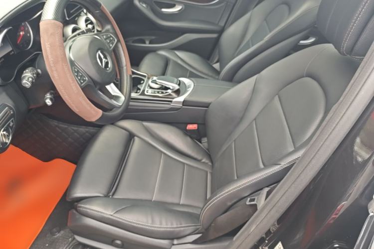 Used Mercedes-Benz GLC 2017 GLC 260 4MATIC Dynamic Edition Left Front Seat