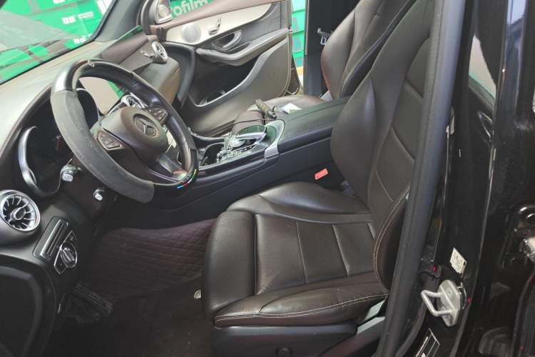 Used Mercedes-Benz GLC 2017 GLC 200 4MATIC Left Front Seat