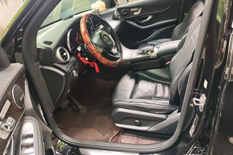 Used Mercedes-Benz GLC 2017 GLC 300 4MATIC Sport Edition Left Front Seat