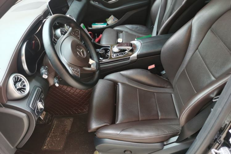 Used Mercedes-Benz GLC 2017 GLC 260 4MATIC Dynamic Edition Left Front Seat